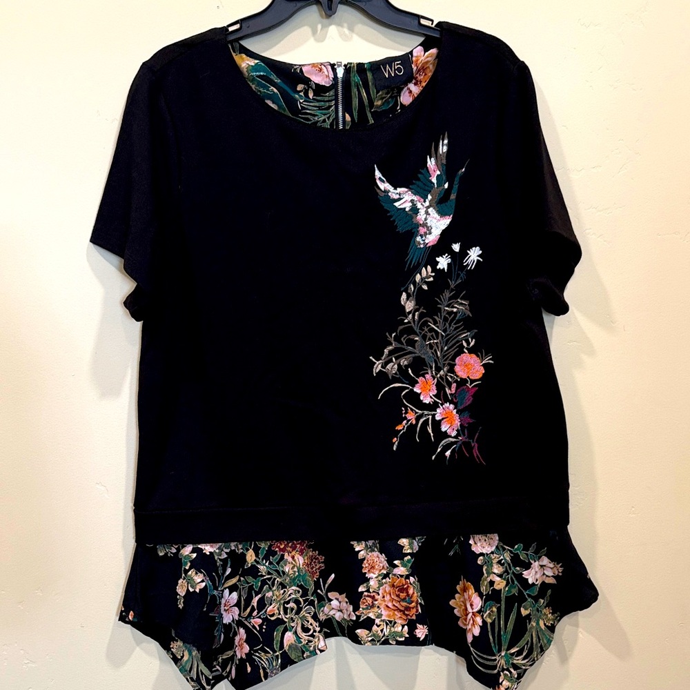 W5 Black Floral Embroidered Top